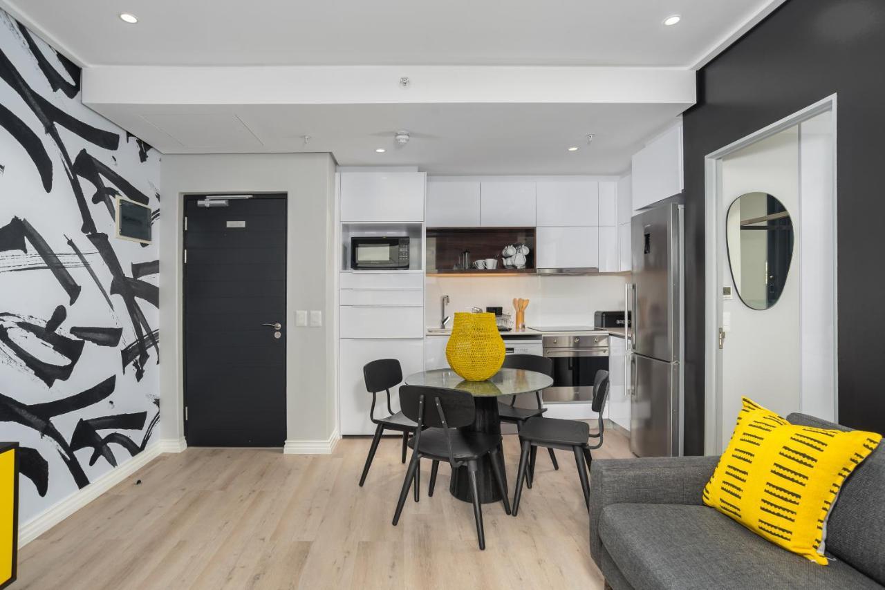 16 On Bree Luxury Apartments ケープタウン エクステリア 写真