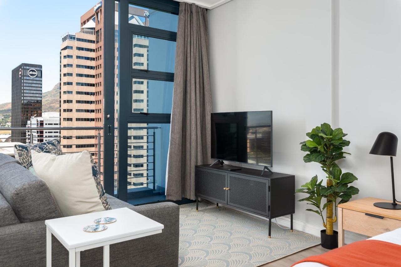 16 On Bree Luxury Apartments ケープタウン エクステリア 写真