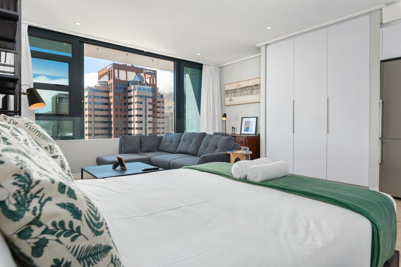 16 On Bree Luxury Apartments ケープタウン エクステリア 写真