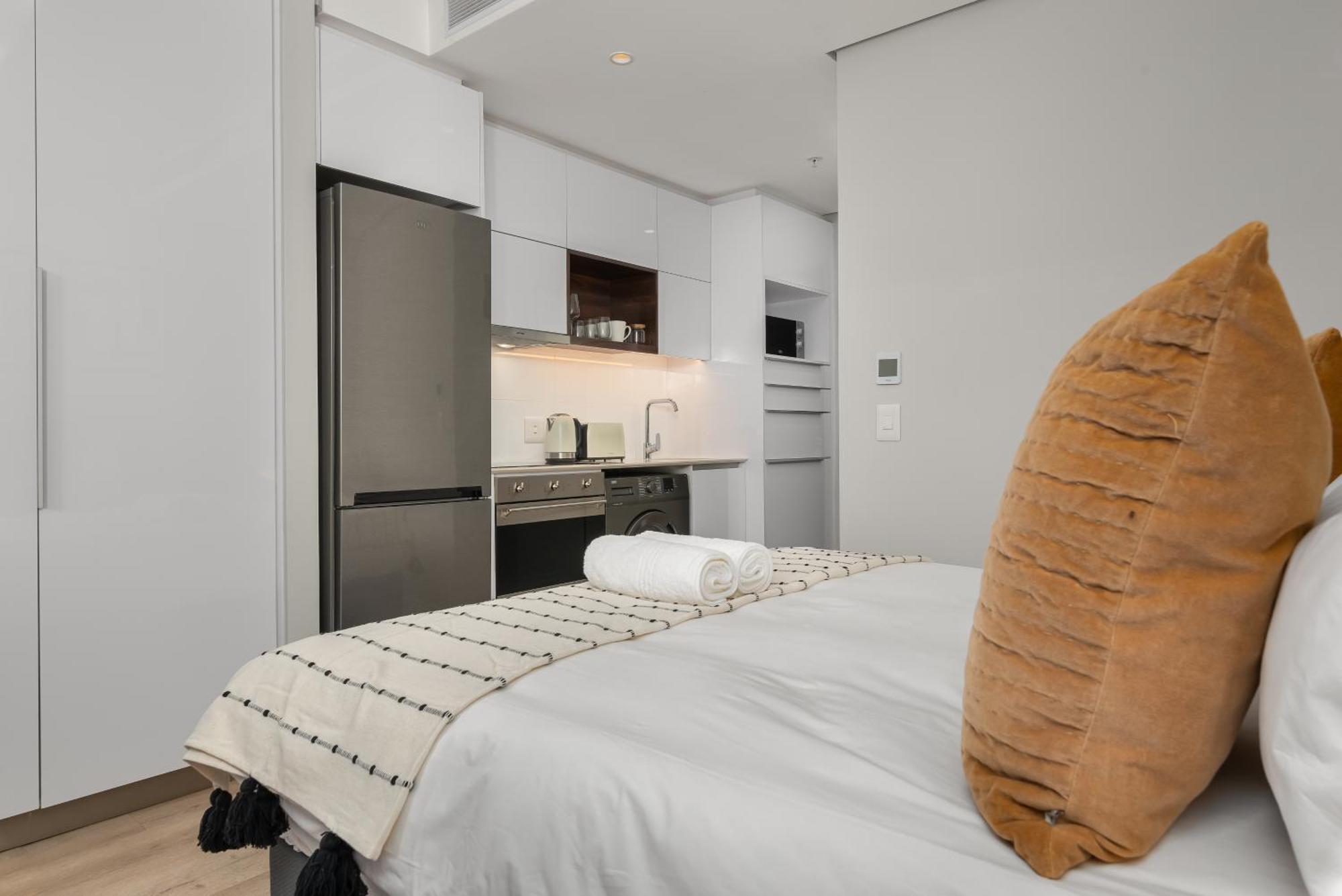 16 On Bree Luxury Apartments ケープタウン エクステリア 写真
