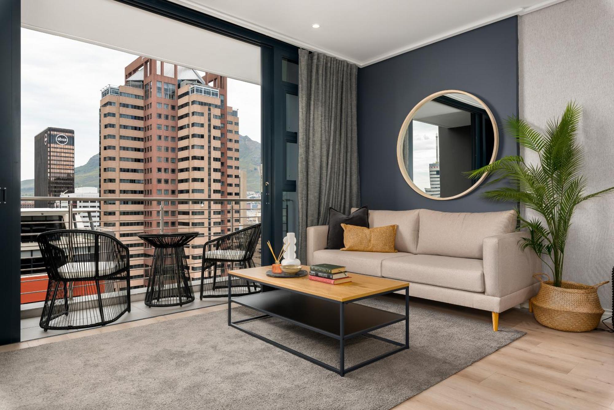 16 On Bree Luxury Apartments ケープタウン エクステリア 写真