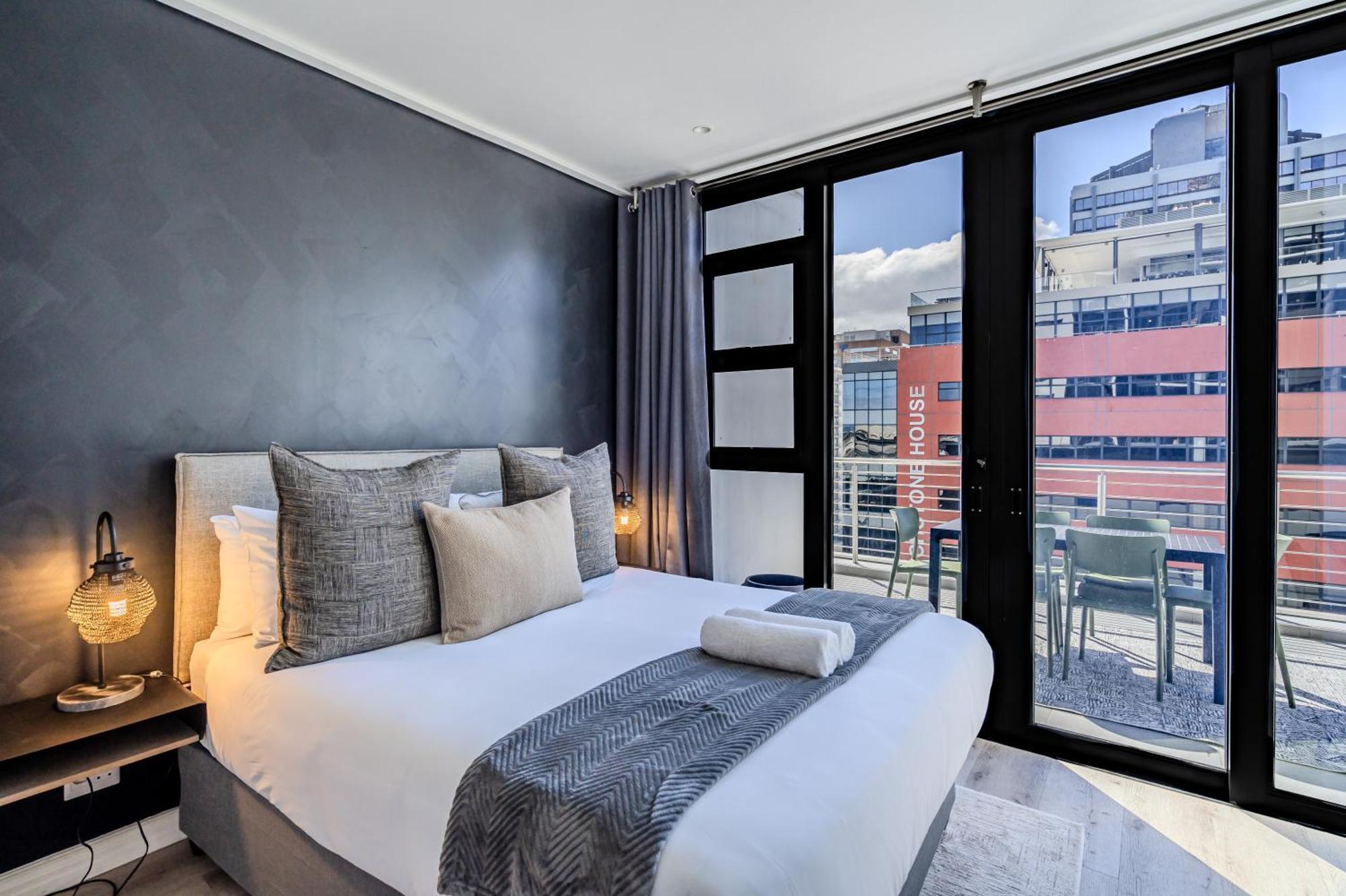 16 On Bree Luxury Apartments ケープタウン エクステリア 写真